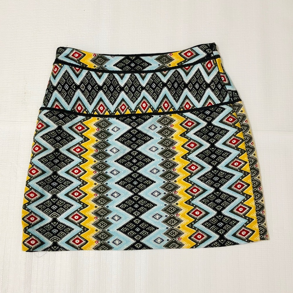 Ann Taylor Loft Tribal/Aztec Print skirt size 4